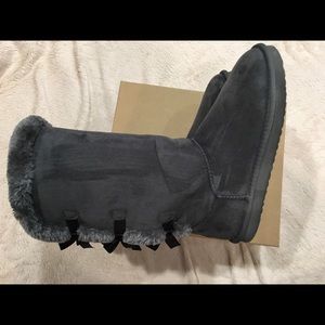 Ugg Bailey Bows